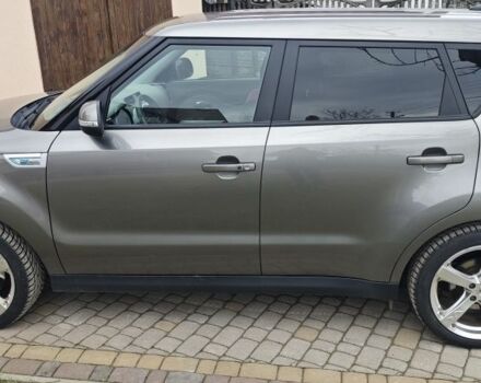 Серый Киа Soul, объемом двигателя 0 л и пробегом 149 тыс. км за 6600 $, фото 11 на Automoto.ua