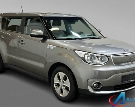Серый Киа Soul, объемом двигателя 0 л и пробегом 64 тыс. км за 7500 $, фото 1 на Automoto.ua