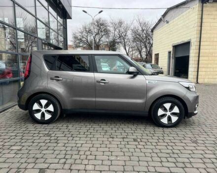 Серый Киа Soul, объемом двигателя 0 л и пробегом 111 тыс. км за 7200 $, фото 7 на Automoto.ua