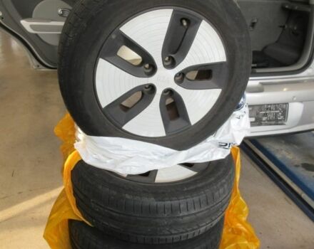 Серый Киа Soul, объемом двигателя 0 л и пробегом 117 тыс. км за 7999 $, фото 5 на Automoto.ua