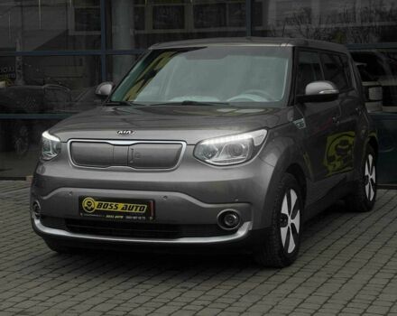 Серый Киа Soul, объемом двигателя 0 л и пробегом 111 тыс. км за 7200 $, фото 2 на Automoto.ua
