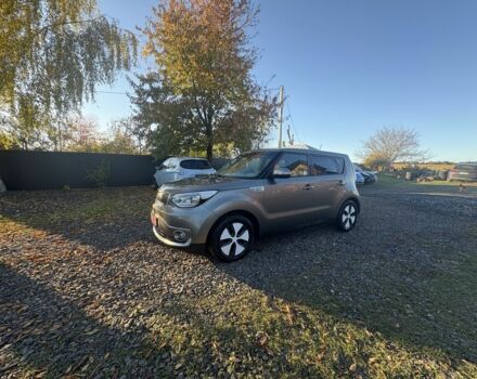 Киа Soul 2016 в Луцке на Automoto.ua Серый Киа Soul, объемом двигателя 0 л и пробегом 99 тыс. км за 6100 $, фото 9 на Automoto.ua