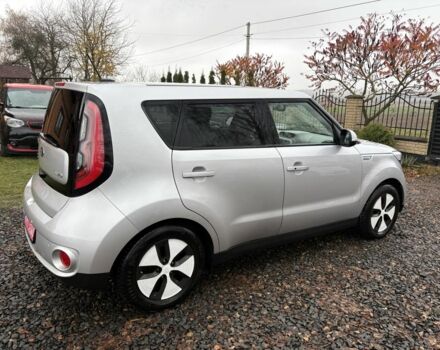 Сірий Кіа Soul, об'ємом двигуна 0 л та пробігом 113 тис. км за 6100 $, фото 12 на Automoto.ua