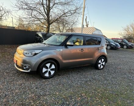 Серый Киа Soul, объемом двигателя 0 л и пробегом 99 тыс. км за 6000 $, фото 10 на Automoto.ua