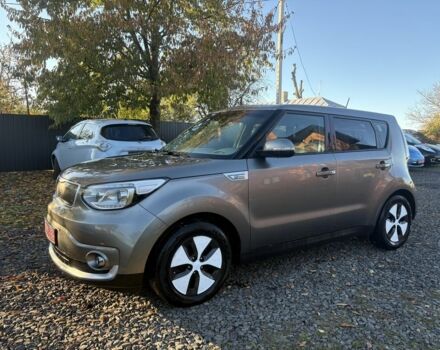 Киа Soul 2016 в Луцке на Automoto.ua Серый Киа Soul, объемом двигателя 0 л и пробегом 99 тыс. км за 6100 $, фото 8 на Automoto.ua