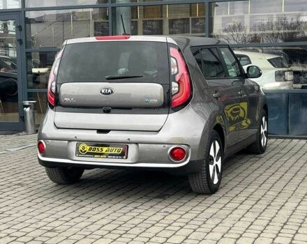 Серый Киа Soul, объемом двигателя 0 л и пробегом 111 тыс. км за 7200 $, фото 6 на Automoto.ua