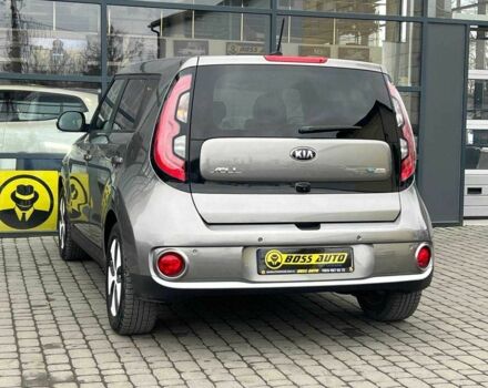 Серый Киа Soul, объемом двигателя 0 л и пробегом 111 тыс. км за 7200 $, фото 4 на Automoto.ua