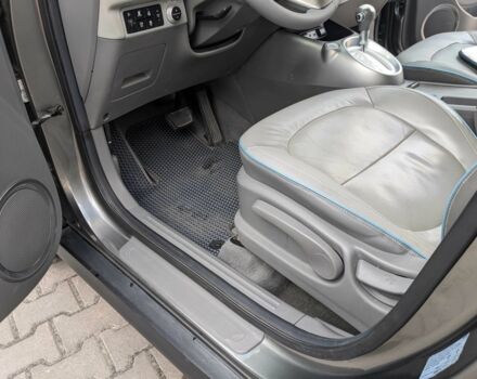 Сірий Кіа Soul, об'ємом двигуна 0 л та пробігом 130 тис. км за 11300 $, фото 13 на Automoto.ua