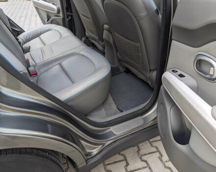 Сірий Кіа Soul, об'ємом двигуна 0 л та пробігом 130 тис. км за 11300 $, фото 10 на Automoto.ua