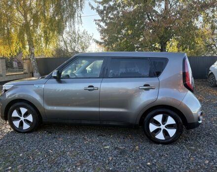 Киа Soul 2016 в Луцке на Automoto.ua Серый Киа Soul, объемом двигателя 0 л и пробегом 99 тыс. км за 6100 $, фото 7 на Automoto.ua