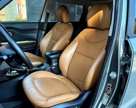 Сірий Кіа Soul, об'ємом двигуна 2 л та пробігом 125 тис. км за 4800 $, фото 8 на Automoto.ua