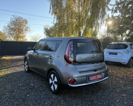 Киа Soul 2016 в Луцке на Automoto.ua Серый Киа Soul, объемом двигателя 0 л и пробегом 99 тыс. км за 6100 $, фото 6 на Automoto.ua