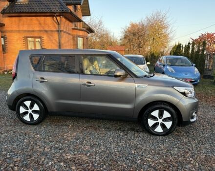 Серый Киа Soul, объемом двигателя 0 л и пробегом 99 тыс. км за 6000 $, фото 4 на Automoto.ua