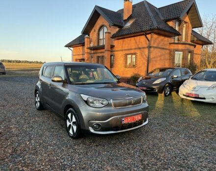 Серый Киа Soul, объемом двигателя 0 л и пробегом 99 тыс. км за 6000 $, фото 2 на Automoto.ua