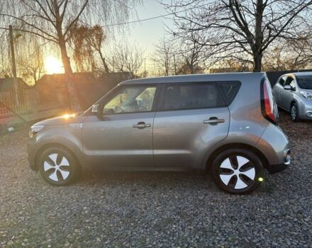 Серый Киа Soul, объемом двигателя 0 л и пробегом 99 тыс. км за 6000 $, фото 9 на Automoto.ua