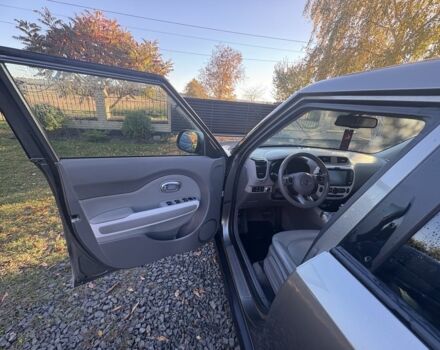 Киа Soul 2016 в Луцке на Automoto.ua Серый Киа Soul, объемом двигателя 0 л и пробегом 99 тыс. км за 6100 $, фото 20 на Automoto.ua