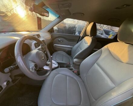 Серый Киа Soul, объемом двигателя 0 л и пробегом 99 тыс. км за 6000 $, фото 21 на Automoto.ua