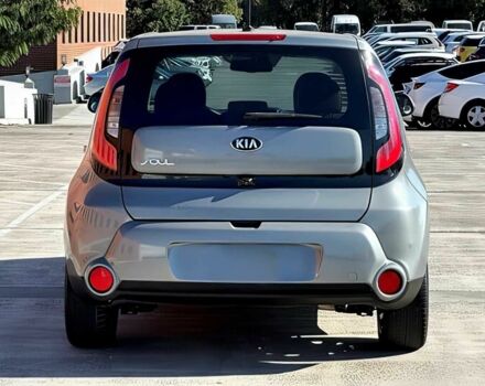 Серый Киа Soul, объемом двигателя 2 л и пробегом 73 тыс. км за 4400 $, фото 5 на Automoto.ua