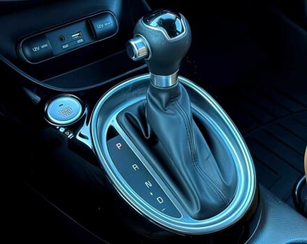 Сірий Кіа Soul, об'ємом двигуна 2 л та пробігом 125 тис. км за 4800 $, фото 14 на Automoto.ua