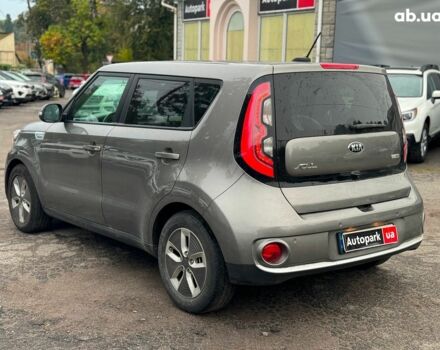 Сірий Кіа Soul, об'ємом двигуна 0 л та пробігом 108 тис. км за 10340 $, фото 6 на Automoto.ua