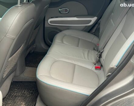 Сірий Кіа Soul, об'ємом двигуна 0 л та пробігом 108 тис. км за 10340 $, фото 17 на Automoto.ua