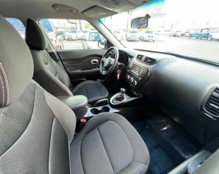 Серый Киа Soul, объемом двигателя 0 л и пробегом 26 тыс. км за 10500 $, фото 18 на Automoto.ua