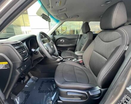 Серый Киа Soul, объемом двигателя 0 л и пробегом 26 тыс. км за 10500 $, фото 15 на Automoto.ua