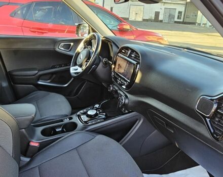 Сірий Кіа Soul, об'ємом двигуна 0 л та пробігом 38 тис. км за 21800 $, фото 13 на Automoto.ua