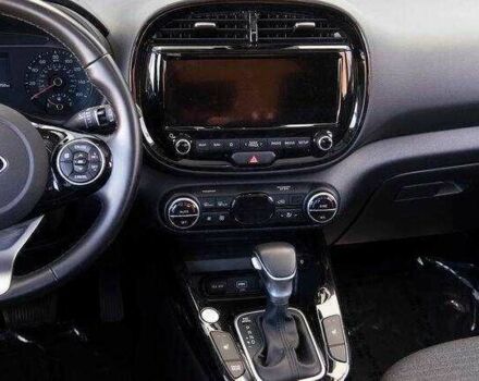 Серый Киа Soul, объемом двигателя 2 л и пробегом 47 тыс. км за 3900 $, фото 7 на Automoto.ua