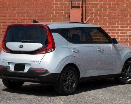 Серый Киа Soul, объемом двигателя 2 л и пробегом 47 тыс. км за 3900 $, фото 2 на Automoto.ua