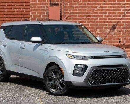 Серый Киа Soul, объемом двигателя 2 л и пробегом 47 тыс. км за 3900 $, фото 3 на Automoto.ua
