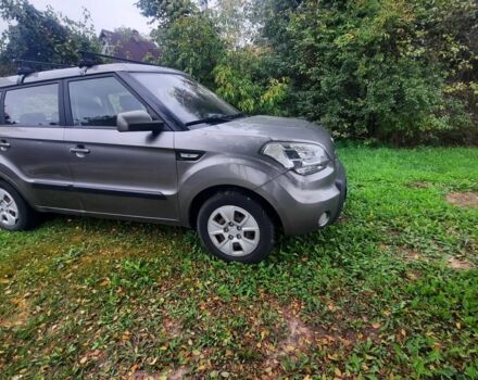 Серый Киа Soul, объемом двигателя 0 л и пробегом 240 тыс. км за 6500 $, фото 1 на Automoto.ua