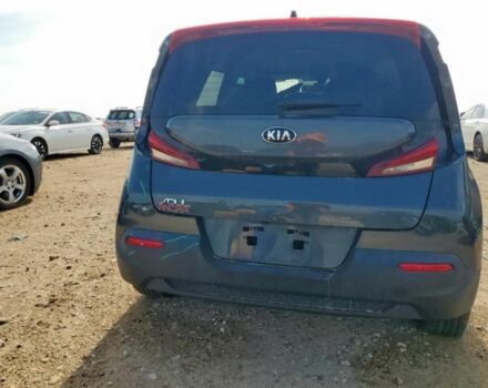 Серый Киа Soul, объемом двигателя 2 л и пробегом 49 тыс. км за 10150 $, фото 5 на Automoto.ua