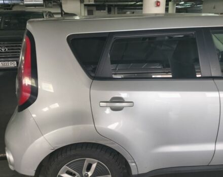 Сірий Кіа Soul, об'ємом двигуна 0 л та пробігом 125 тис. км за 7000 $, фото 6 на Automoto.ua