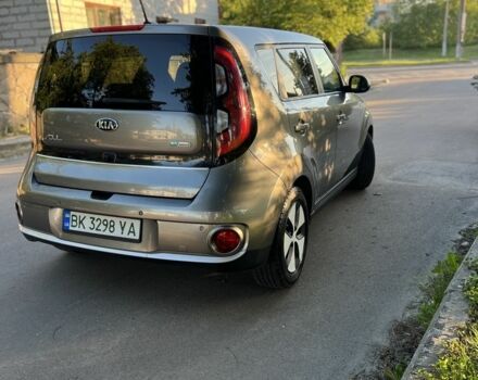 Серый Киа Soul, объемом двигателя 0 л и пробегом 99 тыс. км за 6800 $, фото 5 на Automoto.ua