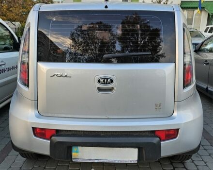 Серый Киа Soul, объемом двигателя 0 л и пробегом 114 тыс. км за 8100 $, фото 1 на Automoto.ua