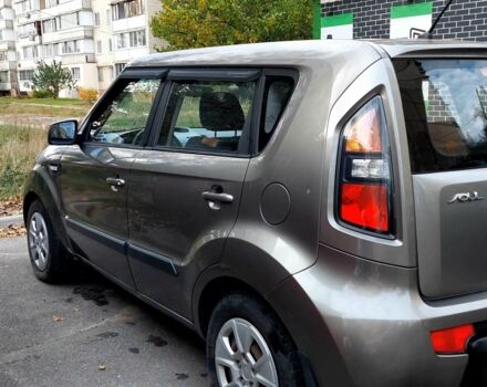 Серый Киа Soul, объемом двигателя 1.6 л и пробегом 109 тыс. км за 7900 $, фото 20 на Automoto.ua