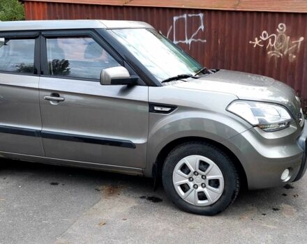 Серый Киа Soul, объемом двигателя 1.6 л и пробегом 109 тыс. км за 7900 $, фото 3 на Automoto.ua