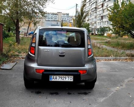 Серый Киа Soul, объемом двигателя 1.6 л и пробегом 109 тыс. км за 7900 $, фото 7 на Automoto.ua
