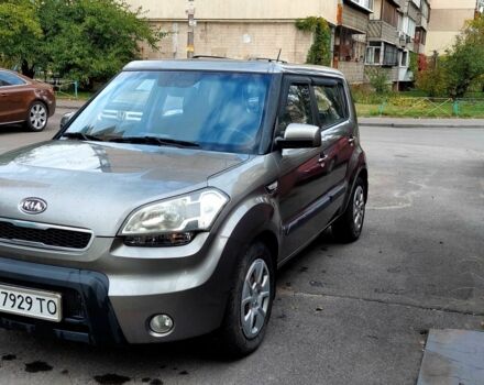 Серый Киа Soul, объемом двигателя 1.6 л и пробегом 109 тыс. км за 7900 $, фото 12 на Automoto.ua