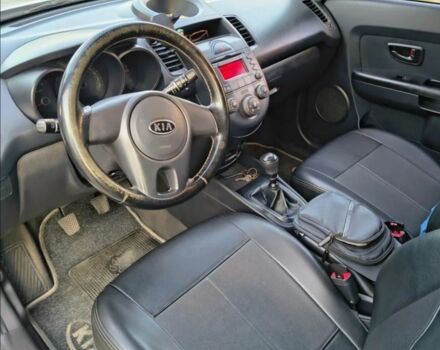 Сірий Кіа Soul, об'ємом двигуна 1.6 л та пробігом 155 тис. км за 8200 $, фото 2 на Automoto.ua