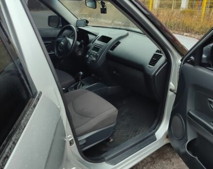 Сірий Кіа Soul, об'ємом двигуна 1.6 л та пробігом 154 тис. км за 8000 $, фото 8 на Automoto.ua