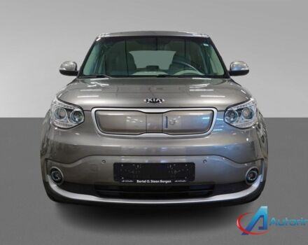 Сірий Кіа Soul, об'ємом двигуна 0 л та пробігом 87 тис. км за 10950 $, фото 18 на Automoto.ua