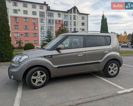 Серый Киа Soul, объемом двигателя 1.6 л и пробегом 210 тыс. км за 5900 $, фото 19 на Automoto.ua