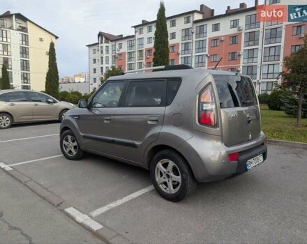 Серый Киа Soul, объемом двигателя 1.6 л и пробегом 210 тыс. км за 5900 $, фото 15 на Automoto.ua