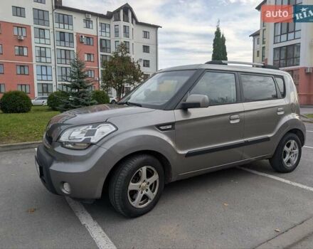 Серый Киа Soul, объемом двигателя 1.6 л и пробегом 210 тыс. км за 5900 $, фото 20 на Automoto.ua