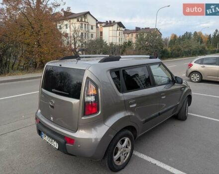 Серый Киа Soul, объемом двигателя 1.6 л и пробегом 210 тыс. км за 5900 $, фото 10 на Automoto.ua