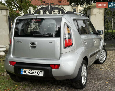 Серый Киа Soul, объемом двигателя 1.6 л и пробегом 260 тыс. км за 7199 $, фото 4 на Automoto.ua