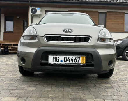 Киа Soul 2009 в Виннице на Automoto.ua Серый Киа Soul, объемом двигателя 1.6 л и пробегом 163 тыс. км за 7700 $, фото 4 на Automoto.ua