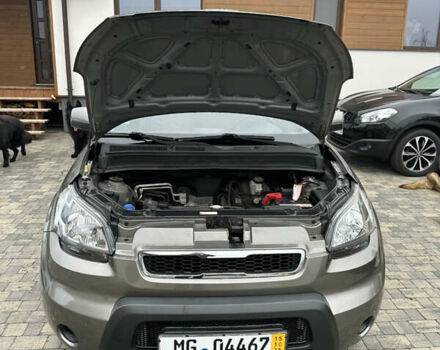 Киа Soul 2009 в Виннице на Automoto.ua Серый Киа Soul, объемом двигателя 1.6 л и пробегом 163 тыс. км за 7700 $, фото 7 на Automoto.ua